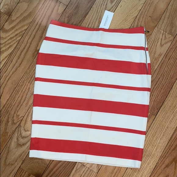 Banana Republic Dresses & Skirts - Banana Republic Stripe Pencil Skirt
